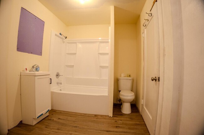 Building Photo - 2896 Clay St