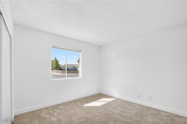 Building Photo - 5111 Orinda Ave