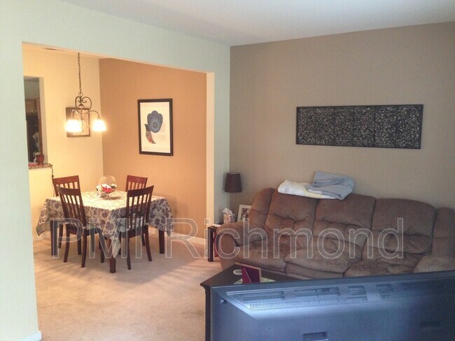 Building Photo - 2539 Mountain Ash Cir