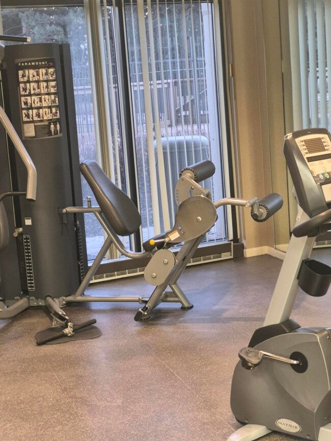 Building Photo - 5000 Civic Center Dr