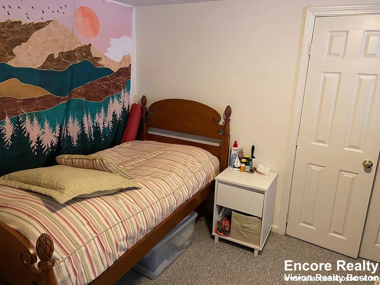 Building Photo - 22 St Cyprians Pl