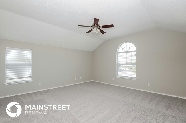 Building Photo - 4300 Bent Oaks Dr