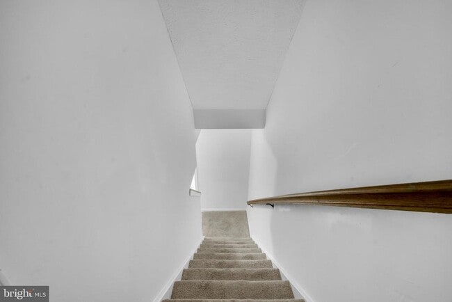 Building Photo - 6799 Snow Goose Ct