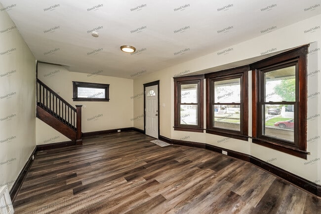 Building Photo - 1454 E 174th St