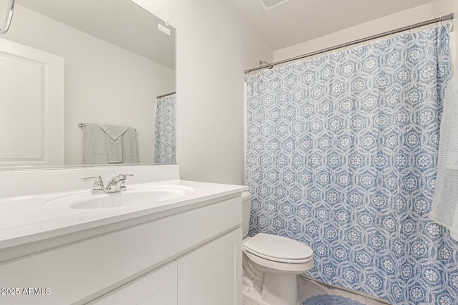 Building Photo - 20004 W Badgett Ln