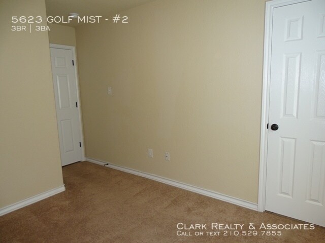 Building Photo - 5623 Golf Mist #2, San Antonio, TX. 78244