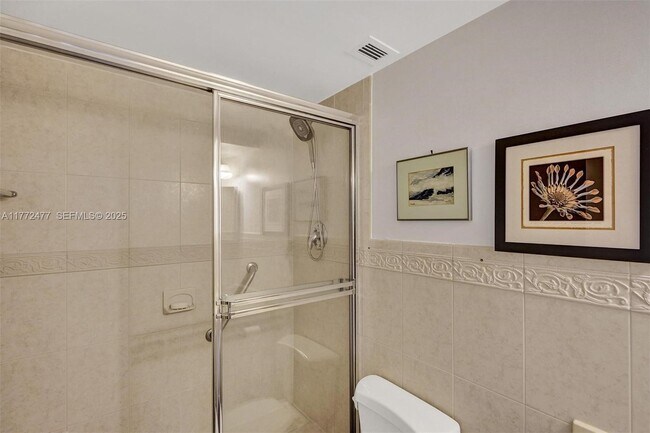 Building Photo - 3180 S Ocean Dr