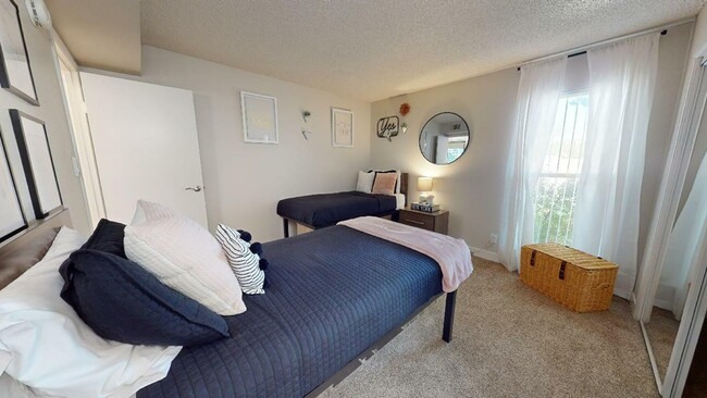 Bedroom - Cambridge House Apartments