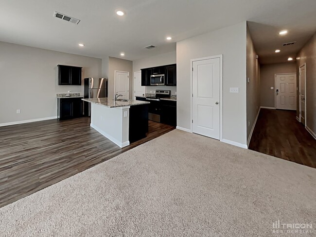 Building Photo - 144 Peony Ln.