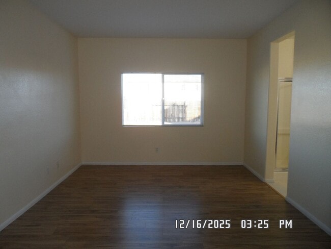 Building Photo - 4 Bedrooms, 2 Bathrooms, 3 Car Garage, 1899 sq. ft., Large Fenced, Front Yard Lawn, Near Schools ...