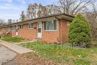 Building Photo - 815 George Pl