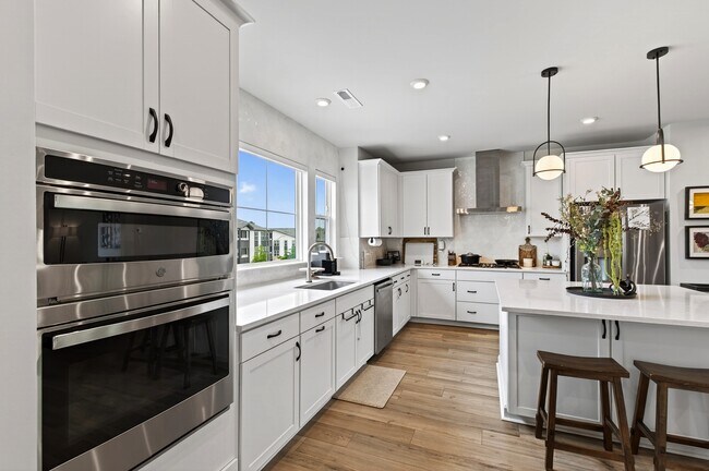 Building Photo - 4730 Cypress Tree Ln