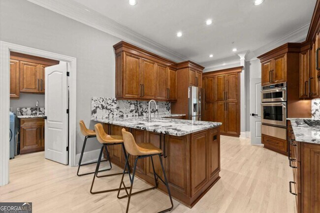 Building Photo - 1431 Waterford Green Dr