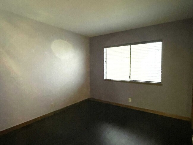 Building Photo - 3 bedroom 3 bath plus a large room downstairs in Lake Wildwood, Penn Valley, CA