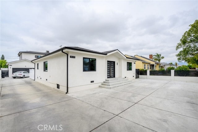 Building Photo - 8025 Bellingham Ave