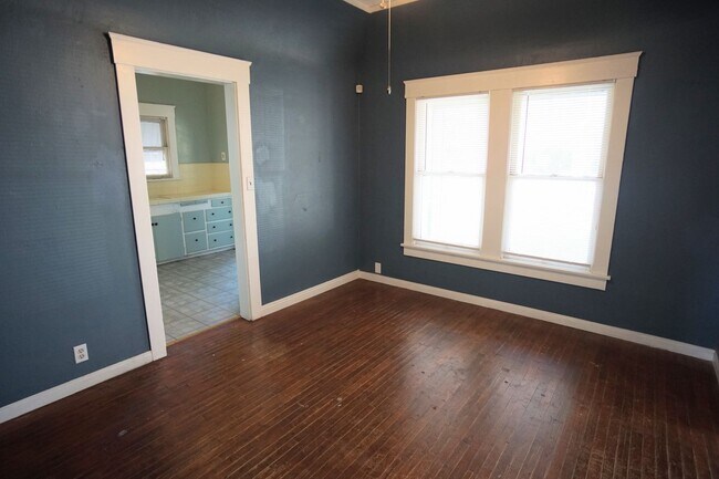 Building Photo - 127 Quincy St