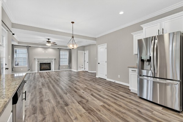 Building Photo - 525 Low Country Ct