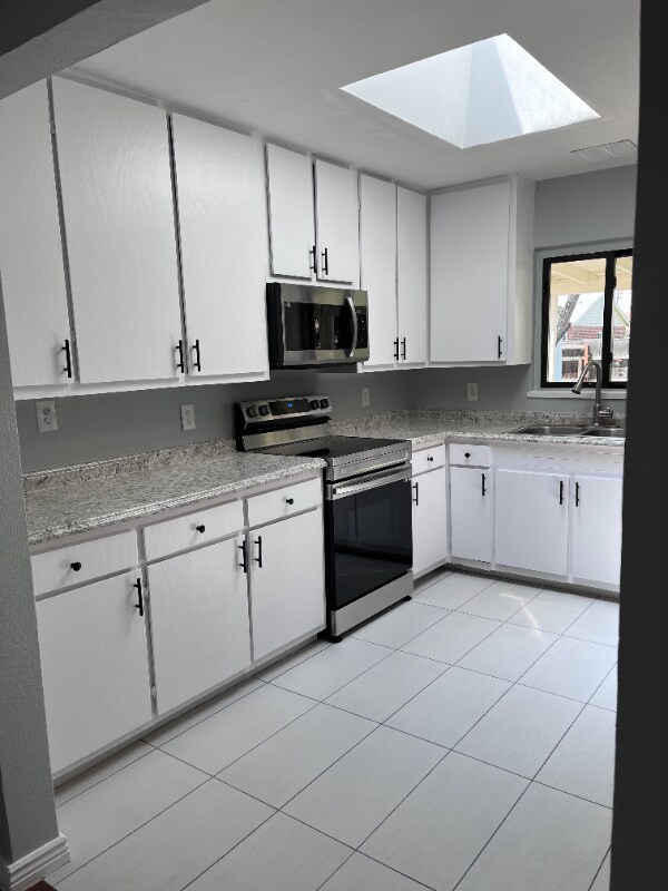 Building Photo - 709 Ursula St