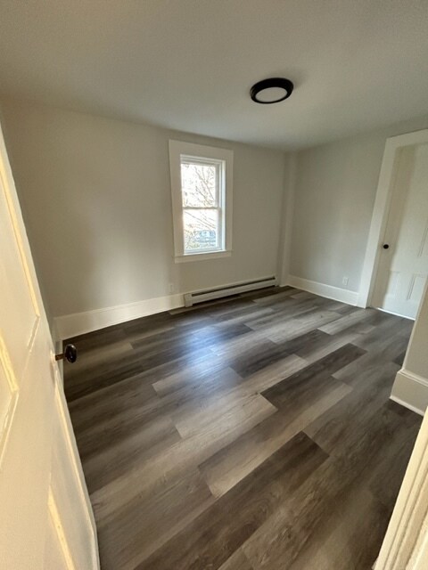 Front bedroom - 73 Essex St