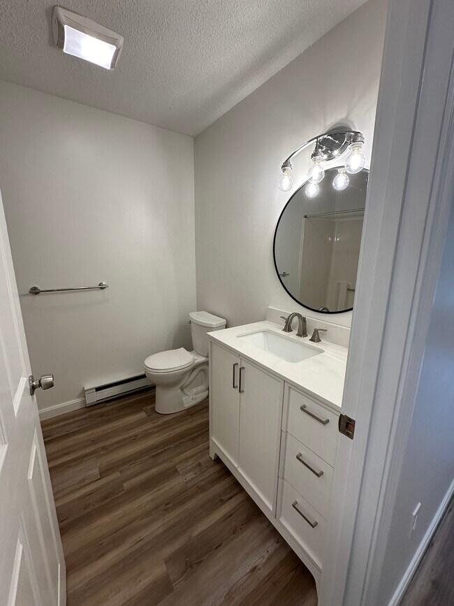 Building Photo - 45 Baxter Woods Trl