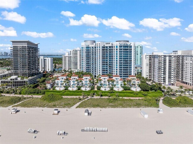 Building Photo - 5959 Collins Ave