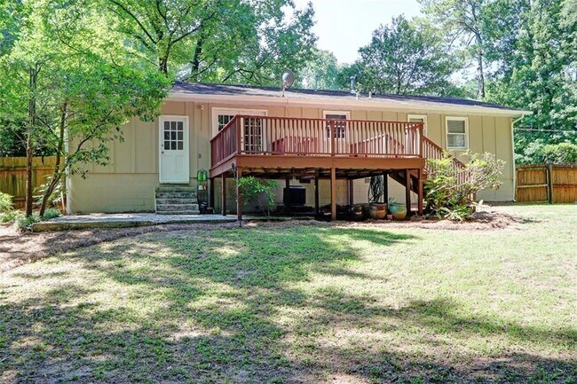 Building Photo - 2968 Fantasy Ln