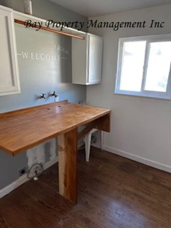 Building Photo - Bring your pets! Beautiful home in South Salinas - Coming Soon!