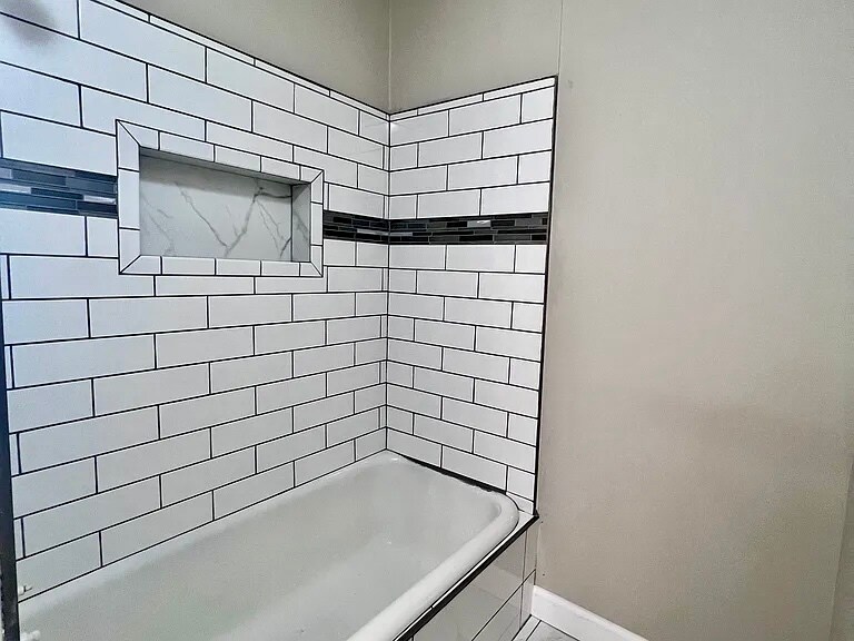 Building Photo - 148 Beckley St