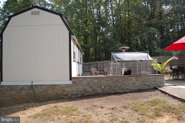Building Photo - 201 Linstead Ave