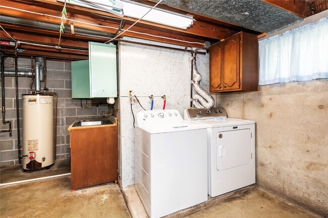 Building Photo - 10411 Antrim Dr