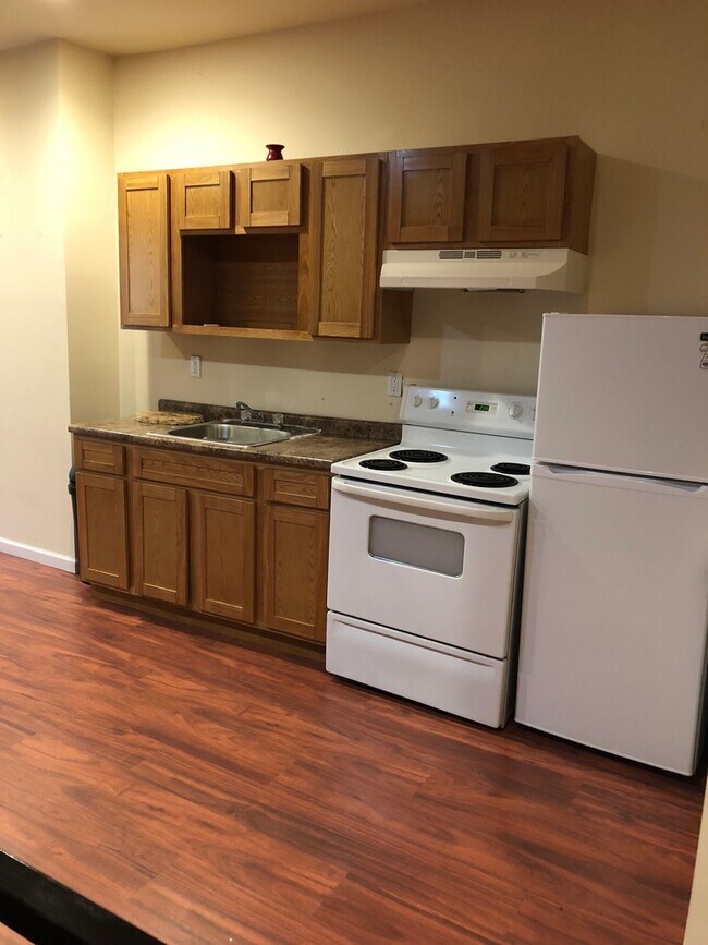 Building Photo - 3451 Braddock St