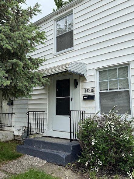 Primary Photo - 14218 Tuckahoe Ave