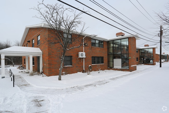 Building Photo - Lexington Court