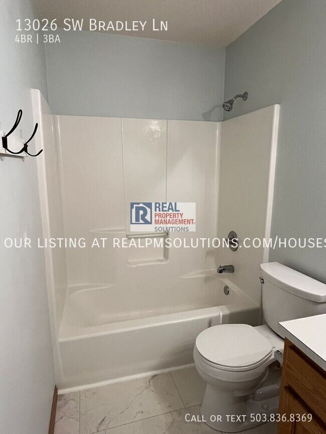 Building Photo - 13026 SW Bradley Ln