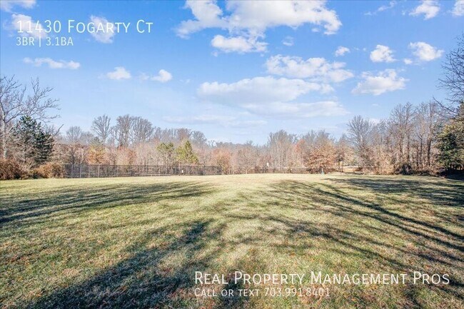 Building Photo - 11430 Fogarty Ct