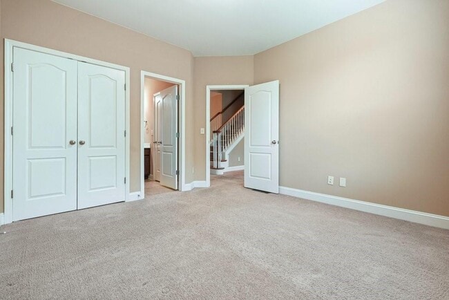 Building Photo - 1010 Chelsey Way