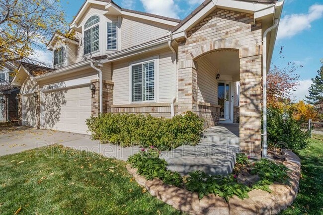 Building Photo - 9524 Las Colinas Dr