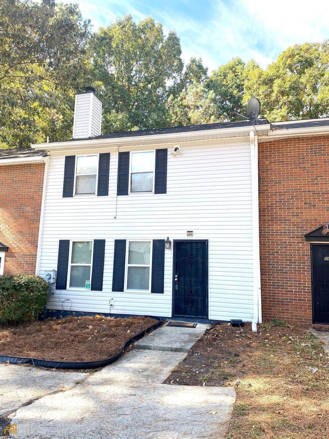 Primary Photo - 5609 Windwood Rd