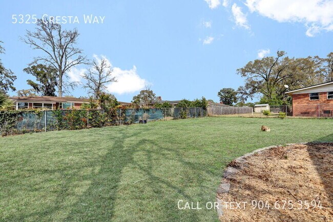 Building Photo - 5325 Cresta Way