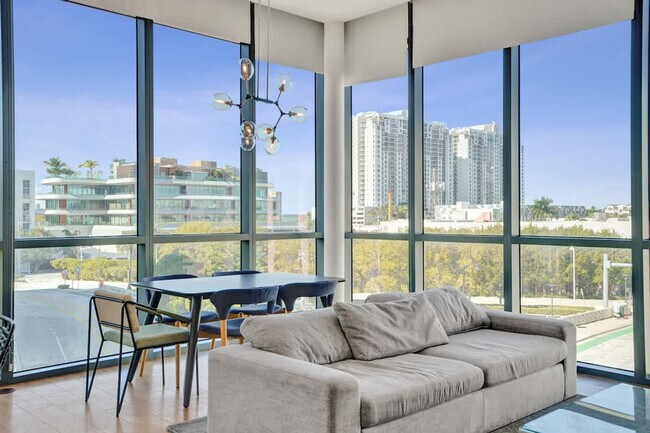 Building Photo - 1220 17th St