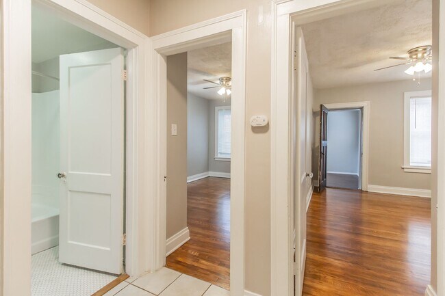 Building Photo - 7729 Gissler Ave
