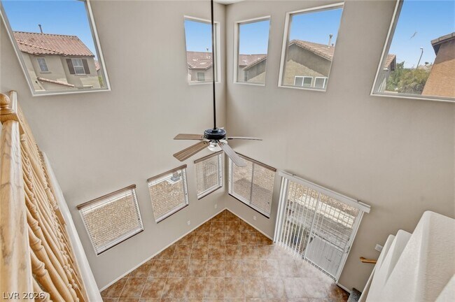 Building Photo - 2780 Kona Crest Ave