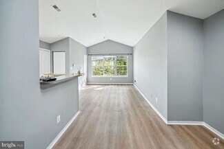 Building Photo - 18500 Boysenberry Dr