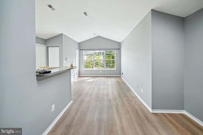 Primary Photo - 18500 Boysenberry Dr