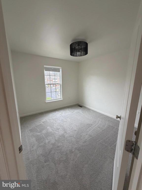 Building Photo - 388 Starkey's Landing