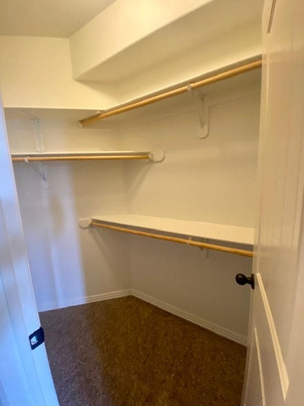 Building Photo - 1089 N Leverett Ave