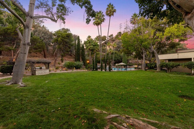 Building Photo - 6314 Friars Rd