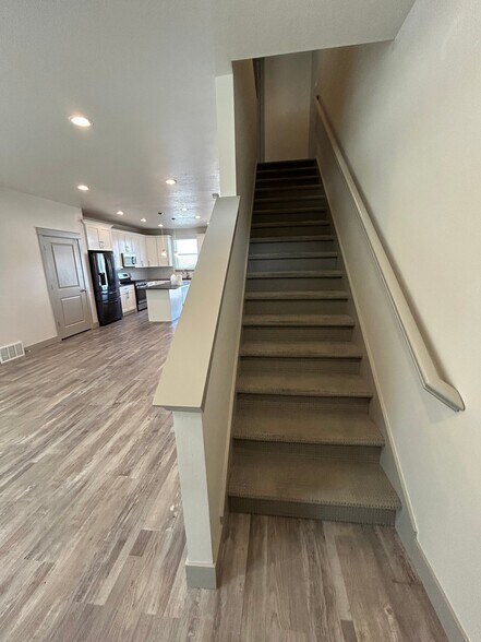 Building Photo - 81 N Orch Dr