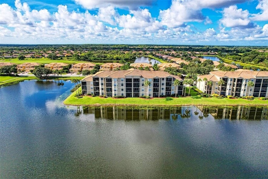 Condo Building - 7911 Grand Estuary Trl