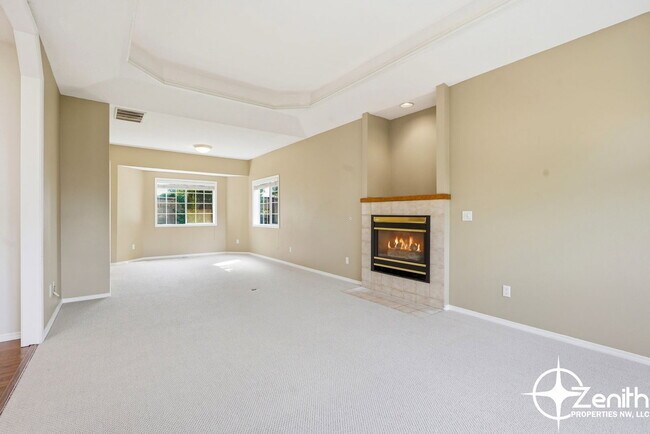 Building Photo - 2103 NE 161st Pl